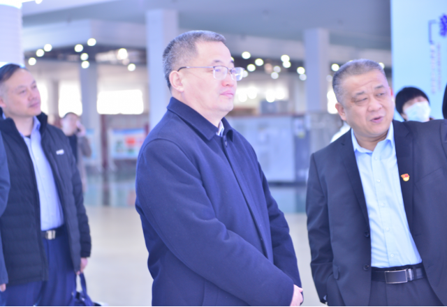 济宁市市场监督管理局局长侯典峰一行莅临九游会游戏调研